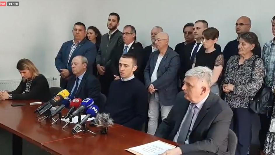 Ivan Penava: Napuštamo HDZ, oni su izdali grad Vukovar!