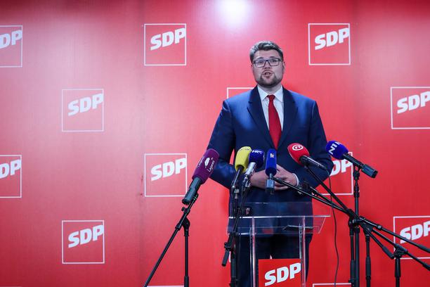 Hoće li SDP i Možemo! zajedno na izbore 2024.? Nije isključeno, ali Grbin i ekipa će morati prihvatiti da u tom partnerstvu ne mogu biti glavni