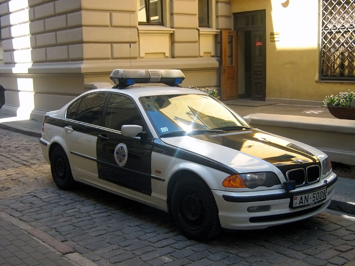 UHVATE TE PIJANOG NA CESTI I AUTO IDE U UKRAJINU! Pokazali zube Rusima, ali ima i jedan problem