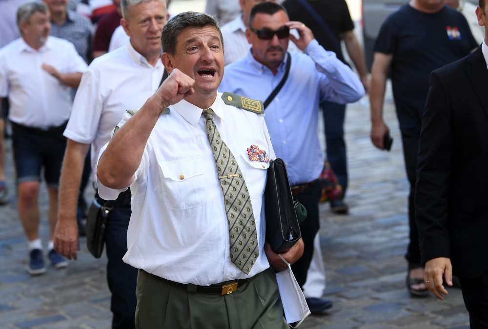Željko Sačić: Neozbiljne političke naivčine, ugrožavate sigurnost, stabilnost, nacionalnu i vojnu sigurnost budućih hrvatskih naraštaja …