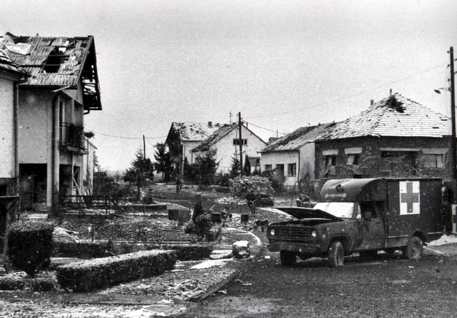 Foto natječaj: Ratne uspomene Pakraca i Lipika (1991.–1995.)