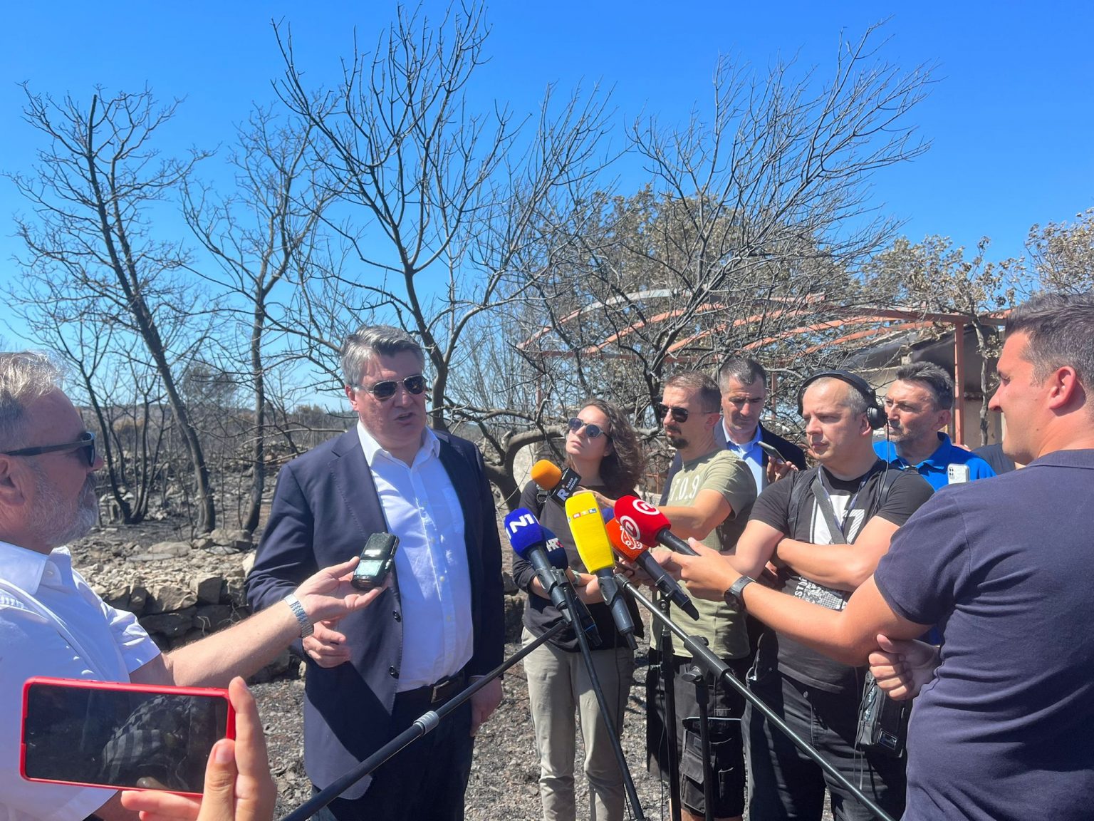 MILANOVIĆ S POŽARIŠTA OPET PROZVAO BANOŽIĆA