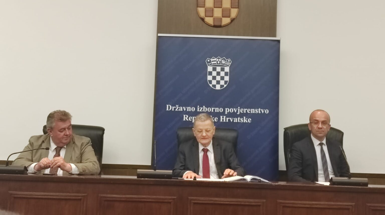 DIP objavio službene rezultate izbora: HDZ relativni pobjednik, krenuo rok od 20 dana za Sabor