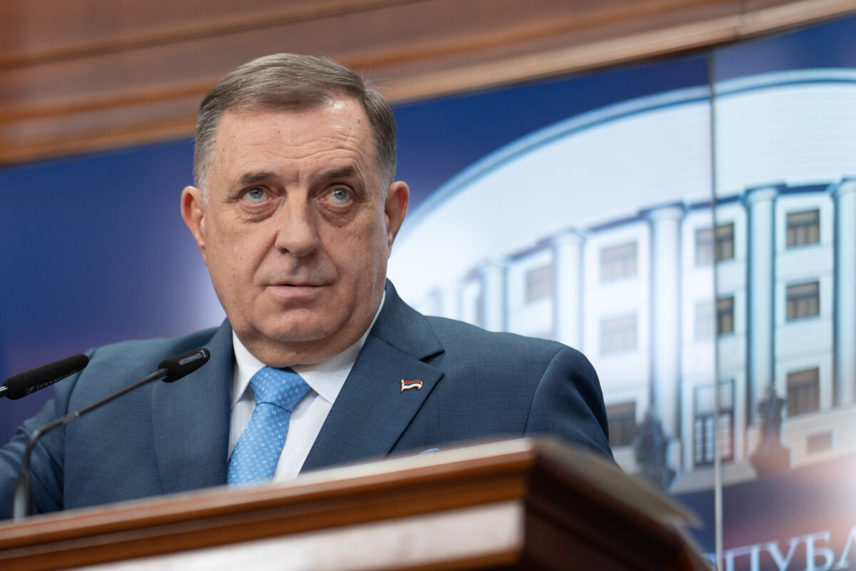 Politička prekretnica u RS-u: Donesen ustav kojim se mogu odcijepiti i pripojiti Srbiji