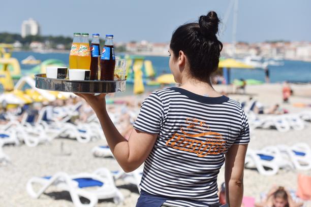 Nijemci se žale: 'Cijene su užas, prije smo prolazili jeftinije. Sad smo ručak za 4 platili 700 kuna'