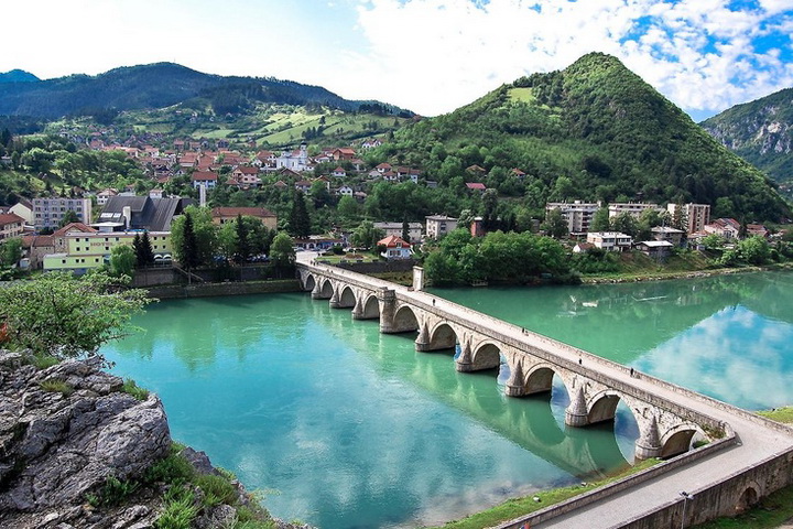 3. studenoga 1941. Višegrad (NDH) – četnički koljači i Draža Mihajlović danas imaju spomenike i veliku javnu podršku!