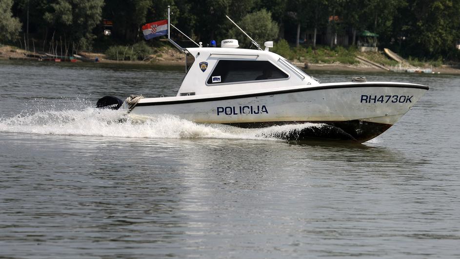 Pronašli mrtve ribiče u čamcu kod Aljmaša: Ugušili su se?