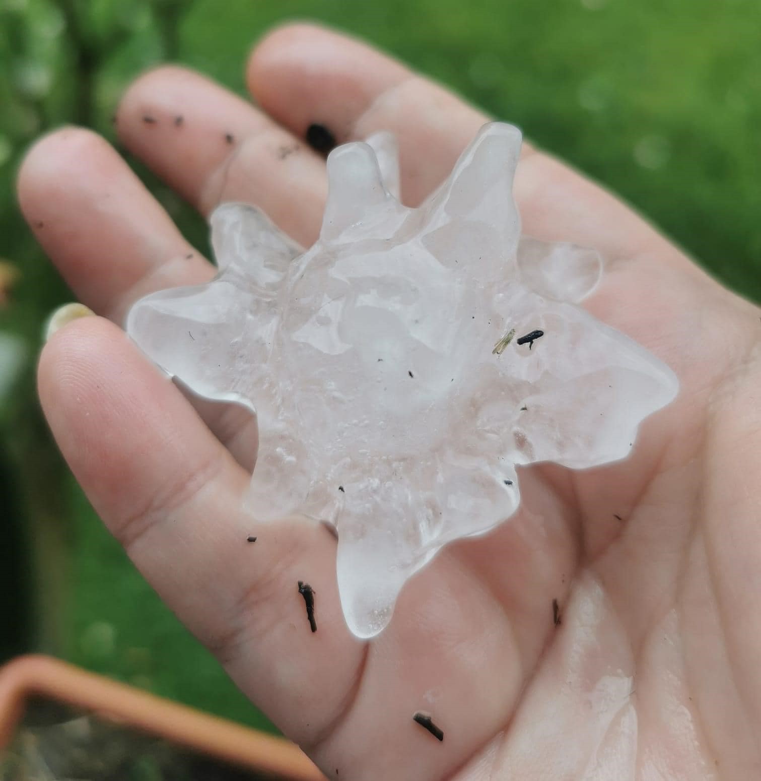 Narančasto upozorenje za Sloveniju: Nevrijeme i toplinski val zahvatili zemlju