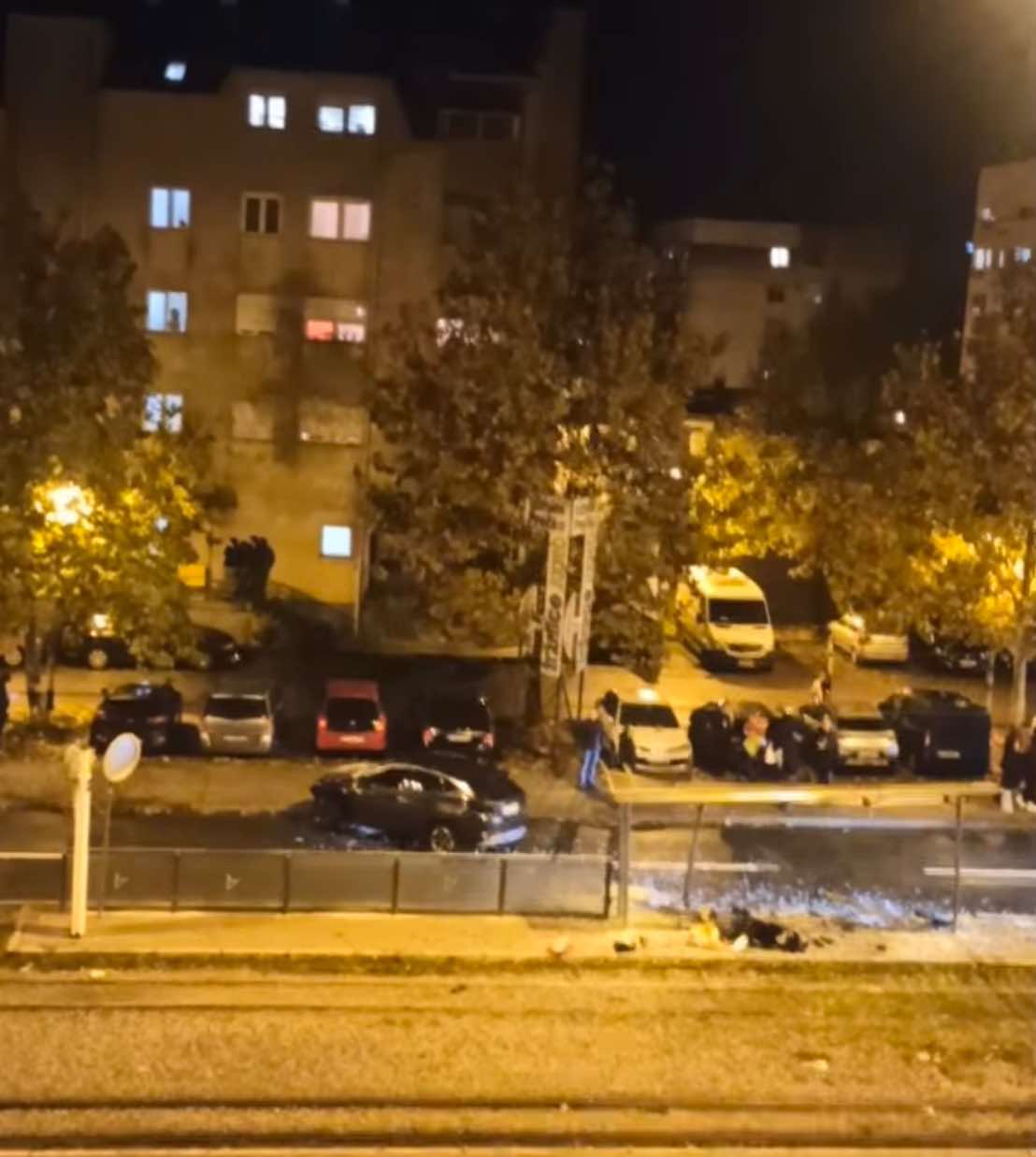Pijan vozač u Prečkom sletio na tramvajsko stajalište i teško ozlijedio pješaka