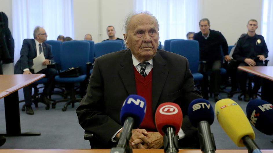 Manolić je zaboravio osobnu; Šeks: 'Ja ću jamčiti za njega'