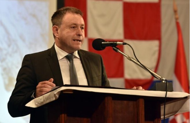 PODRŠKA MILANOVIĆU IZ HDZ-a! Ovome se niste nadali! Deur stao u obranu branitelja i predsjednika: ‘Stavio je neke zastupnike gdje im je i mjesto’