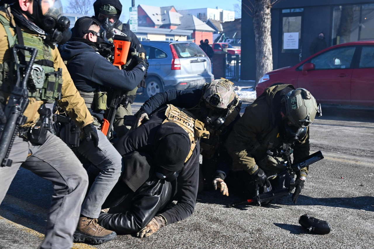 Agenti ICE-a ubili muškarca u Minnesoti! Guverner Trumpu: ‘Zaustavite ovo odmah‘