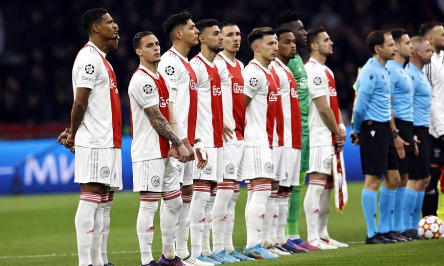 LIGA PRVAKA  Ajax opet ispao u nokaut fazi Lige prvaka, Benfici je bio dovoljan jedan udarac u okvir gola