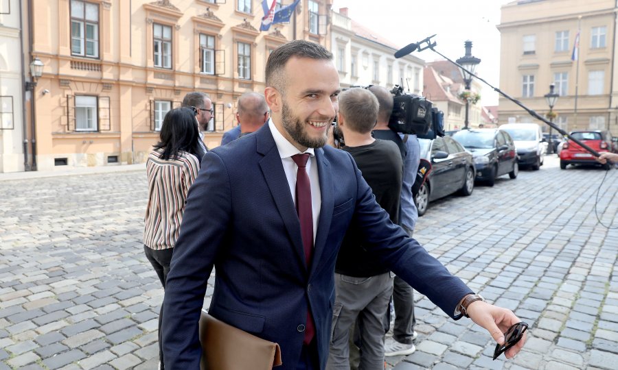 Uskoro značajne izmjene Zakona o radu: Pogledajte što nas najesen čeka
