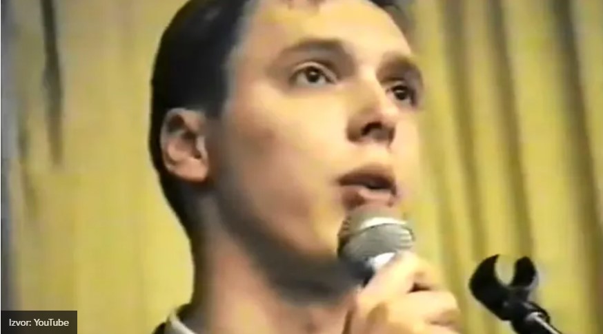 "Nikada Srpska Krajina, nikada Glina neće biti Hrvatska! Nikada Banija neće nazad u Hrvatsku!"