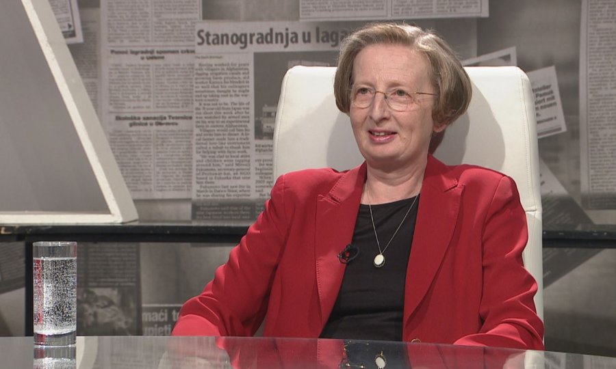 Alemka Markotić kod Stankovića otkrila što radi s cipelama kada dođe doma i poručila: I Isusa su slavili pa ga ubrzo razapeli, nadam se da i nas neće tako
