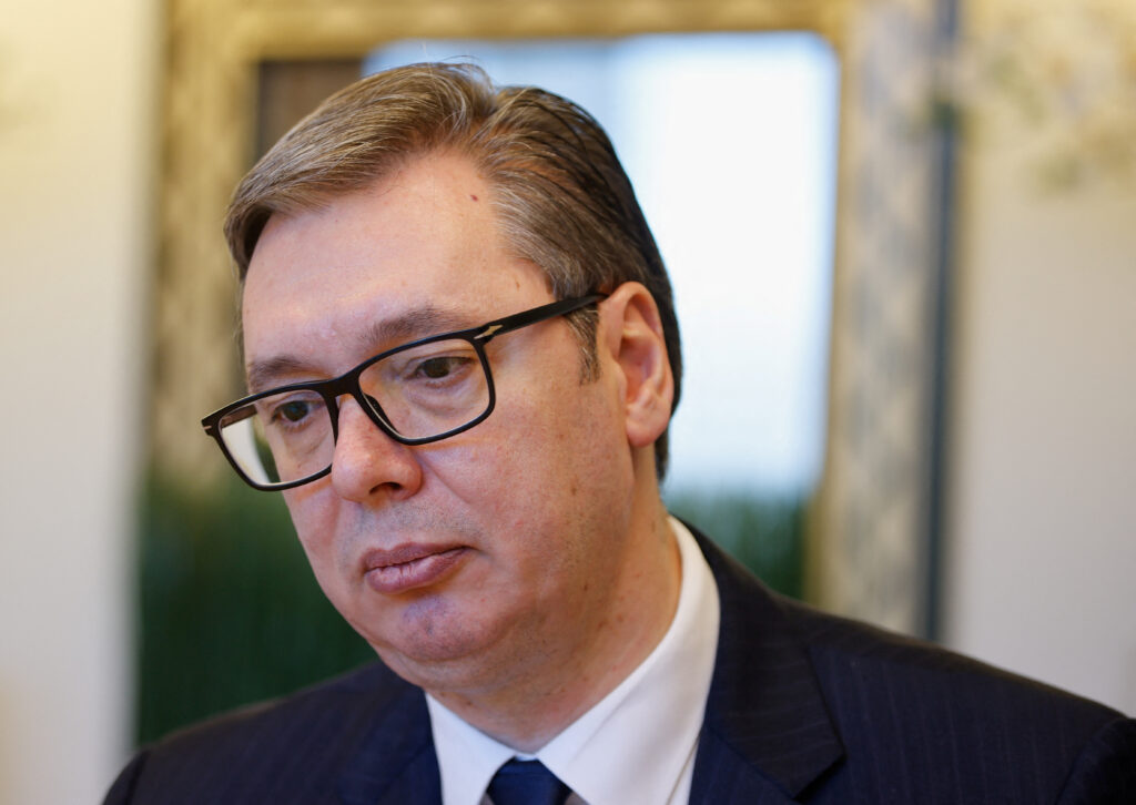 Vučić se pravda: Ne izvozimo oružje ni Ukrajini ni Rusiji. Čisti smo kao suza