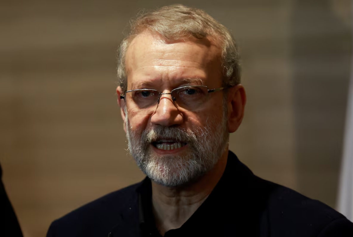 Ali Larijani preuzima inicijativu nakon smrti Alija Hameneija: Najavljena uspostava privremenog vodstva Irana