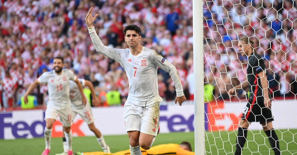 HRVATSKA - ŠPANJOLSKA     Španjolska je u najboljoj utakmici EURA pobijedila Hrvatsku s 5:3 i izborila četvrtfinale EURA