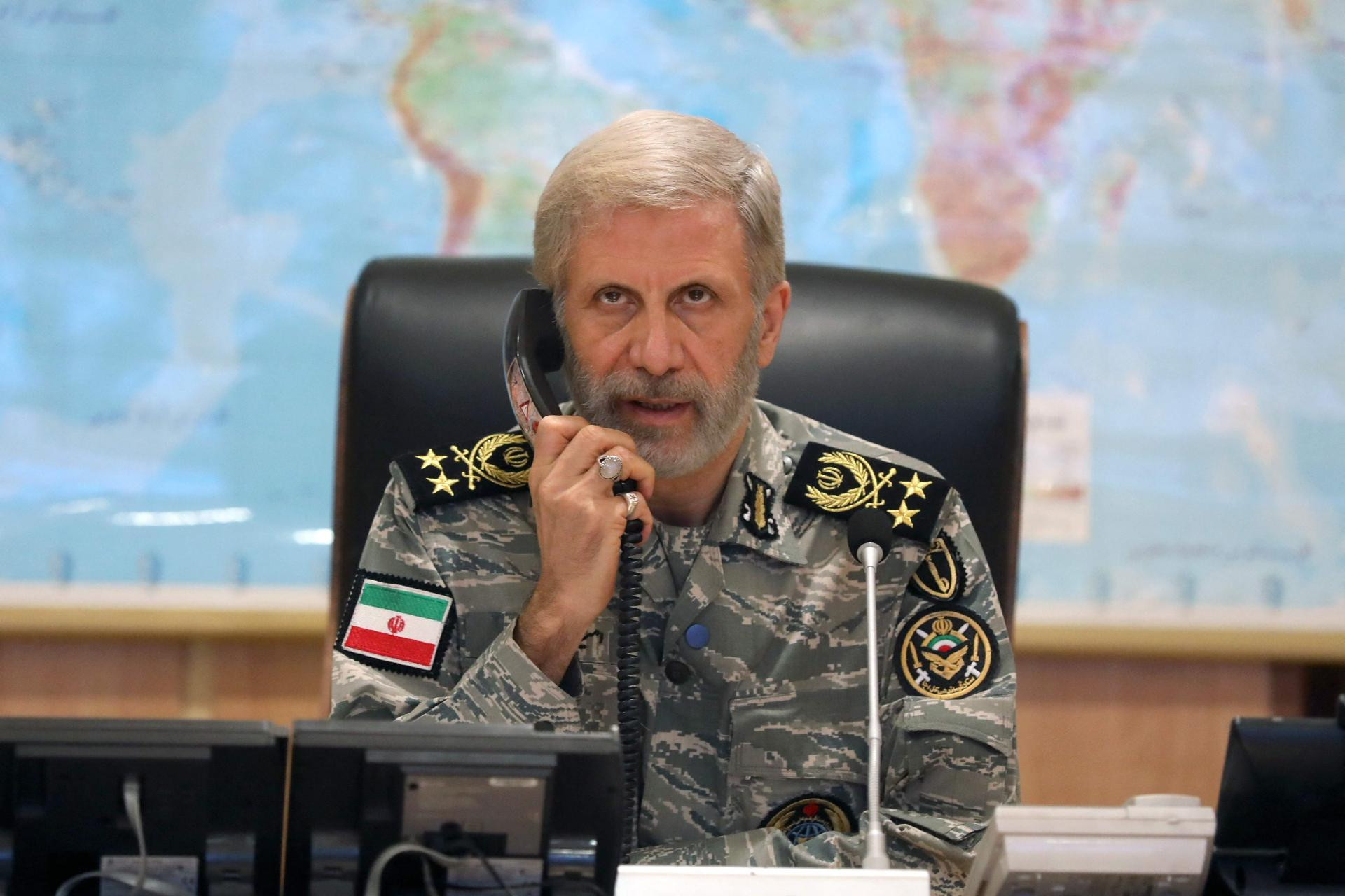 IRAN RAKETIRAO  TEL AVIV: CNN javlja da je na grad  pala velika raketa s više podprojektila!