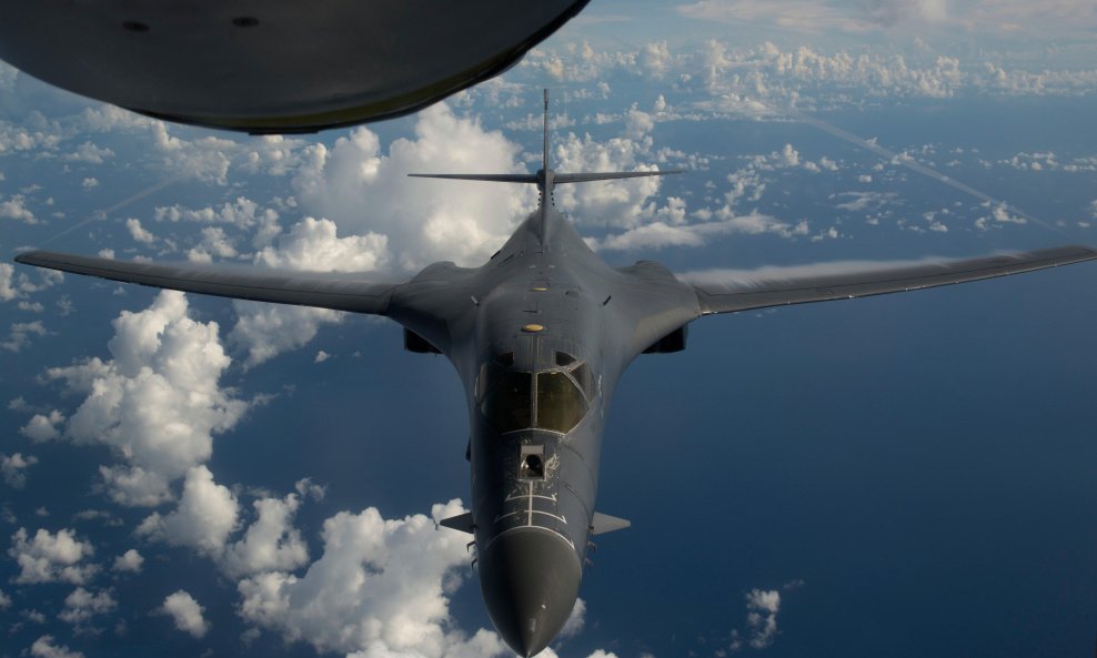 Amerikanci i Izraelci spremaju napad na Iran? 'Bombarderi su već prebačeni'