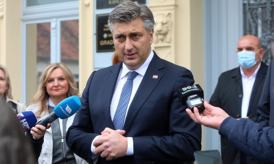 'Ne osjećam se dobro kad vidim da su Mamići pobjegli u BiH. Što se tiče Milanovića, neću hiniti zajedništvo s osobom koja koristi retoriku vrijeđanja i huškanja'