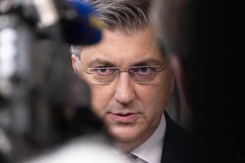 ‘PRIJE ĆE MILE MARTIĆ DOBITI ULICU U ZAGREBU!’ Holjevac o ‘etnobiznismenu’: ‘Nama nenormalnima to smeta već odavno, još kad liberalnima nije smetalo’