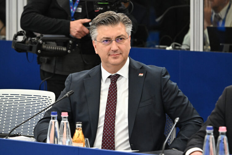 Plenković: Mir u Ukrajini treba podrazumijevati teritorijalnu cjelovitost zemlje
