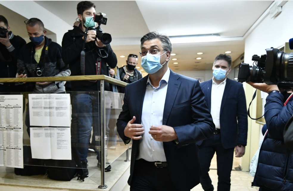 GRAĐANI SE ŽALE: U Zagrebu neki nisu dobili sve listiće, izdano upozorenje! Plenković dao izjavu
