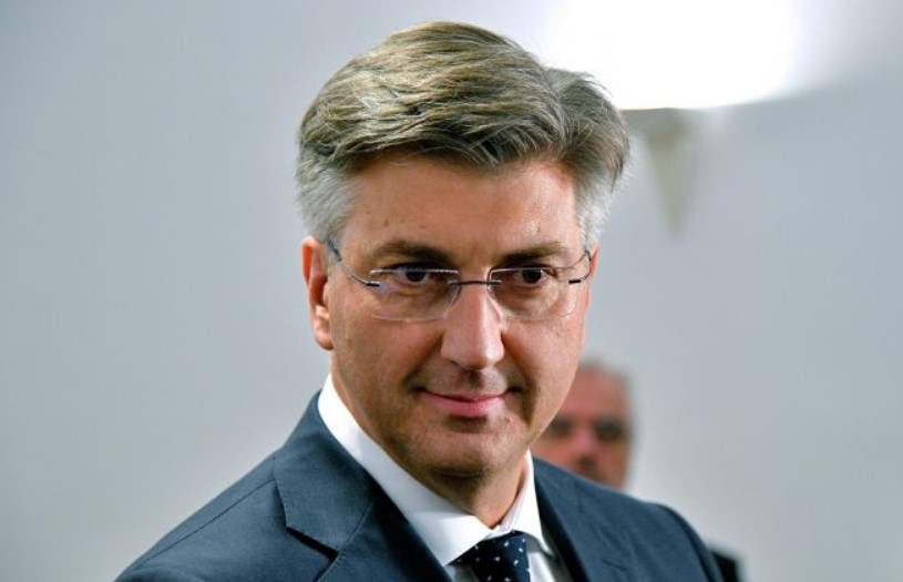 NATRAG VIŠE NEMA! KOLAPS VLADAJUĆE KOALICIJE: HDZ-ovac sve priznao! Što se događa?