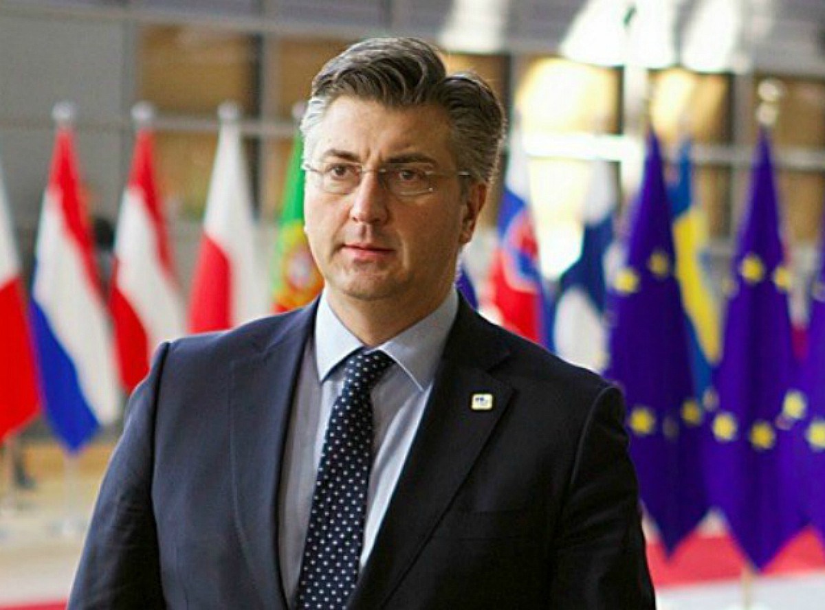 PLENKOVIĆ ŠUTI! Kako je moguće da to samo promatra? Prijeti razarajuća stvarnost, nestanak više nije nezamisliv