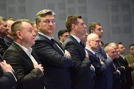 RAZBIJA SE VELIKA HDZ-ova MREŽA! Plenković je uznemiren kao nikad: To se približava vrhu stranke