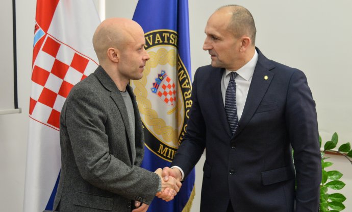 Ozlijeđeni pilot Lukan ministru Anušiću: Moje mjesto je u kabini borbenog aviona
