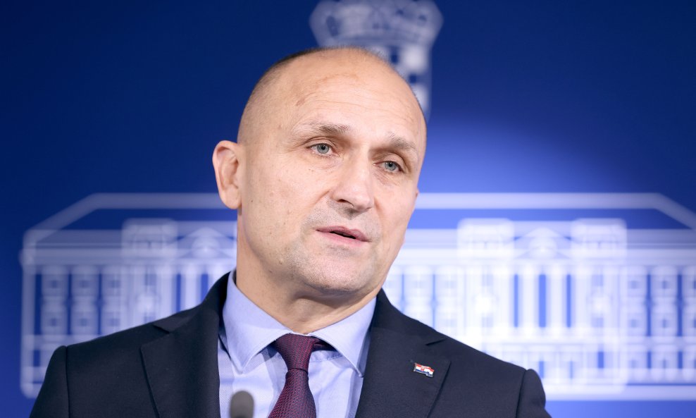 Anušić: Milanović je naredio Kundidu da u 12.30 mora biti u njegovom uredu