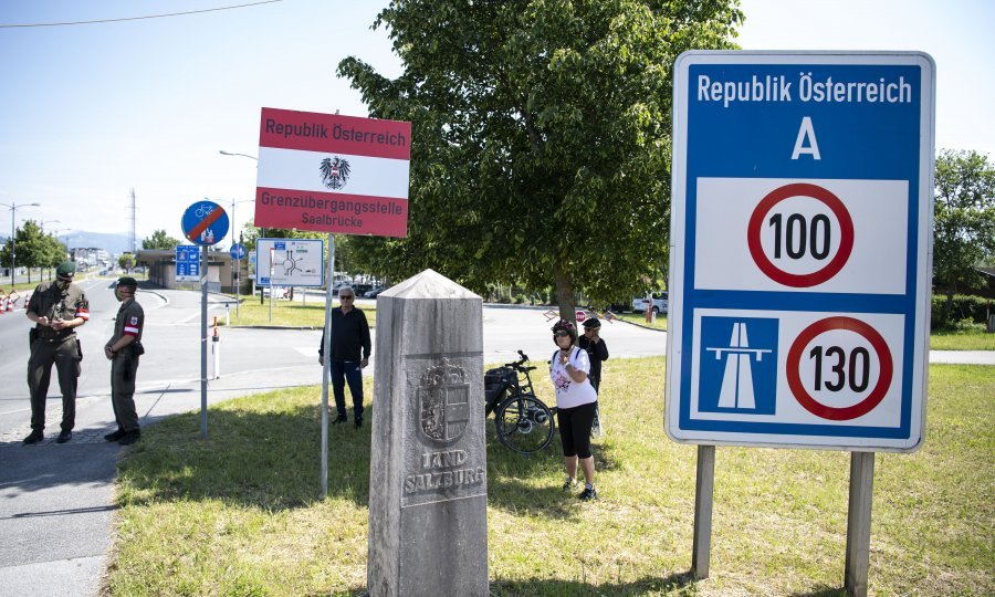 Austrija izdala upozorenje: Cijela Hrvatska je rizična za putovanja, vratite se odmah!
