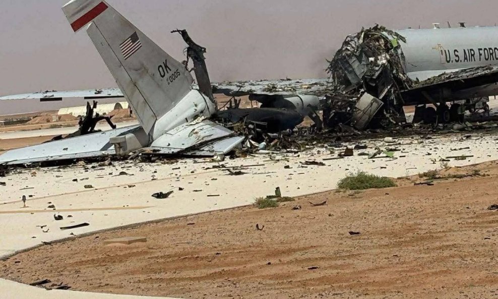 Iran nanio težak udarac SAD-u: Legendarni AWACS uništen u napadu