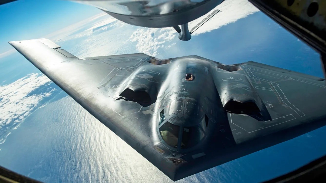 Američki bombarderi B-2 kreću se prema zapadu preko Pacifika usred iranske krize