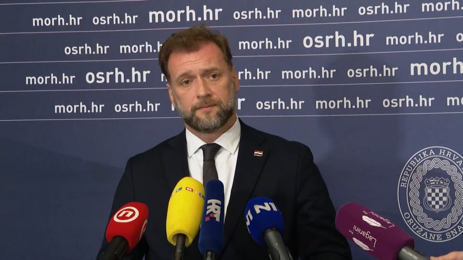 Banožić: Predsjednik je bio upoznat sa svim detaljima natječaja za nabavu aviona