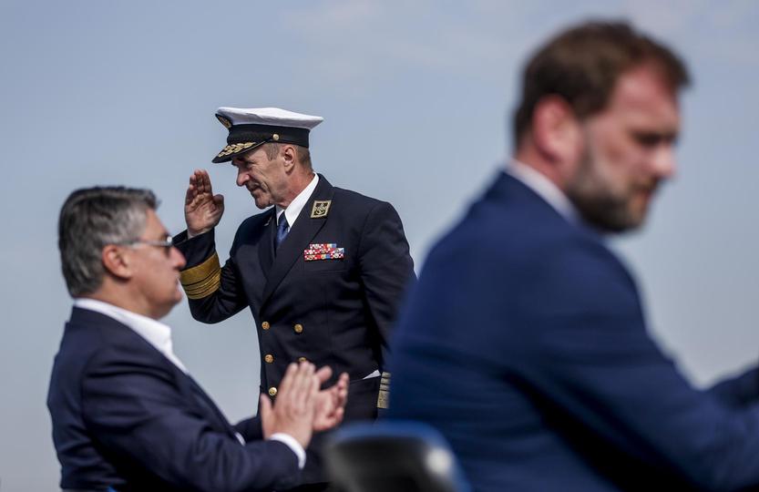 Inspekcija češlja sve zapovijedi admirala Hranja, doznajemo na kojih 100 će se najviše fokusirati