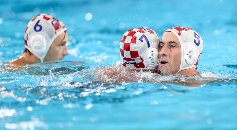 Hrvatska u drami i sudačkom cirkusu pobijedila Grčku i izborila četvrtfinale OI