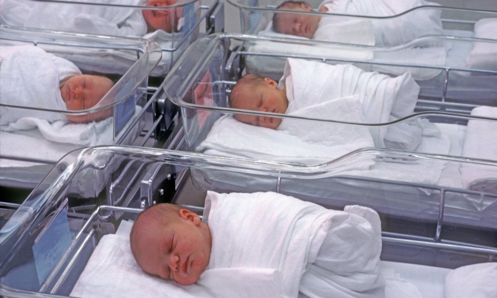 U Hrvatskoj nikad manje rođene djece, a broj stanovnika porastao. Zna se zašto