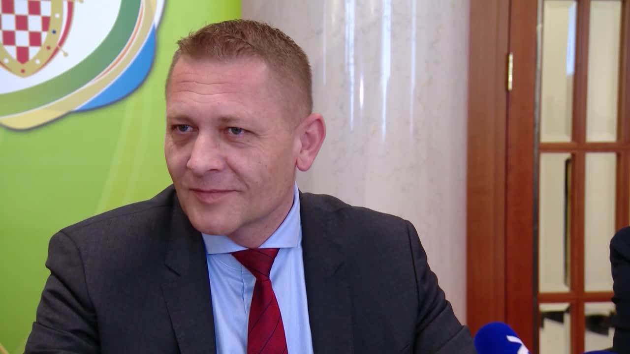 Nastavljaju se unutarstanačka previranja u HSS-u zbog Kreše Beljaka
