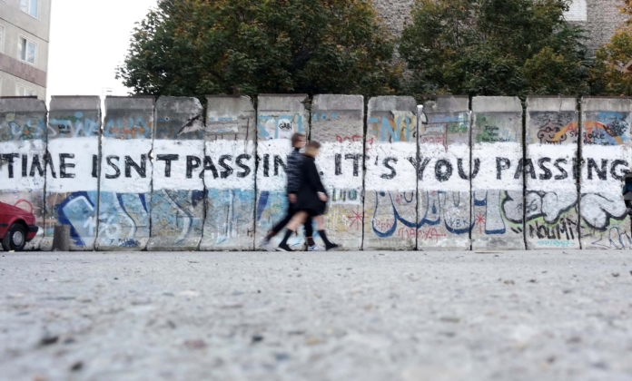 9. studenoga 1989. Pad Berlinskog Zida – komunistička diktatura proglasila ga je ‘antifašističkim zidom’!