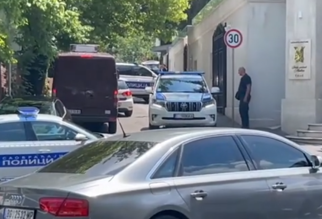 DETALJI NAPADA U BEOGRADU: Iza napada u Beogradu stoji pripadnik zloglasnog pokreta. Policajac spasio svoj život