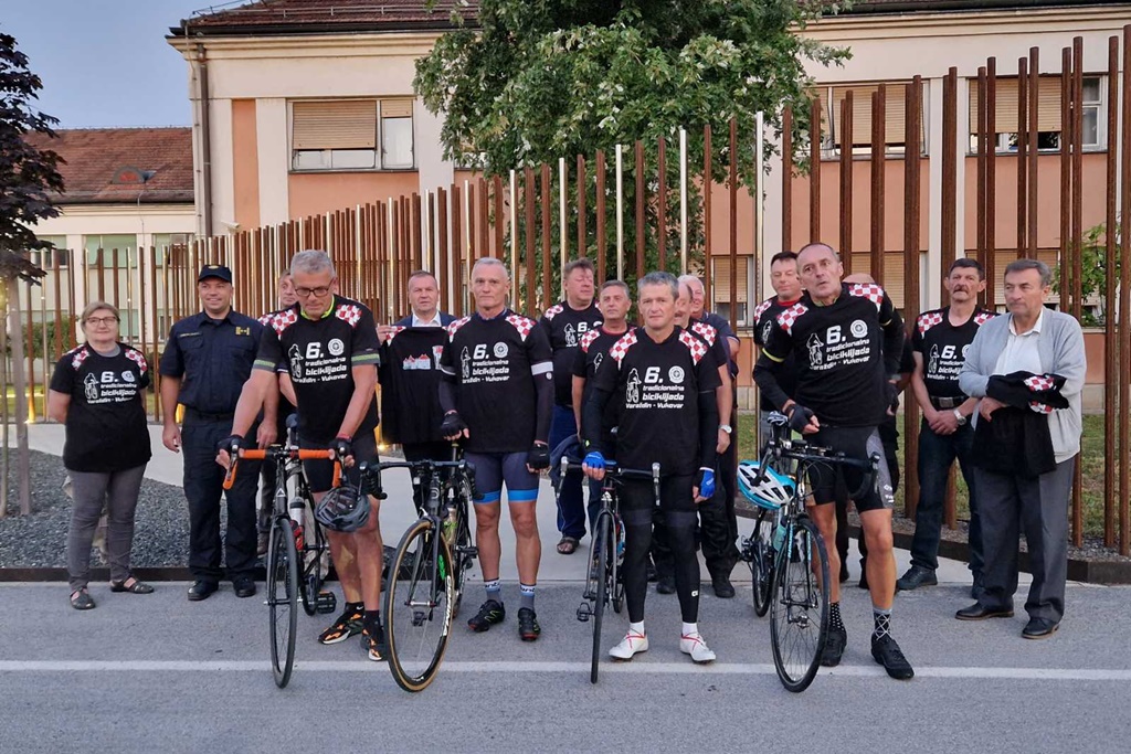 Antun, Tomislav, Tihomir i Marijan krenuli na tradicionalnu biciklijadu u čast poginulima u Vukovaru