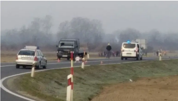 Tragedija na cesti: Biciklistica (60) poginula u naletu kamiona