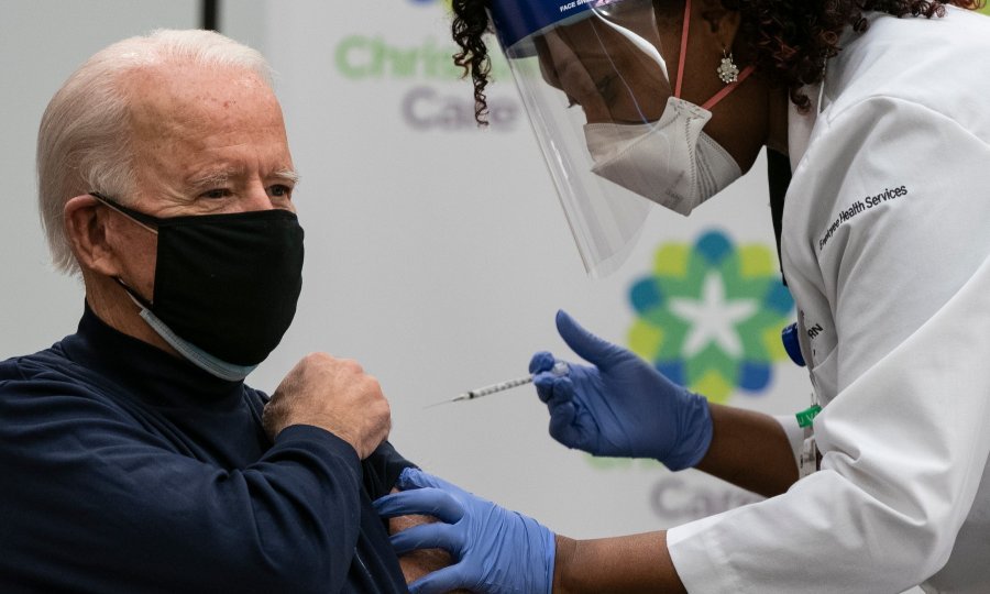 Izabrani američki predsjednik   Joe Biden cijepio se protiv koronavirusa