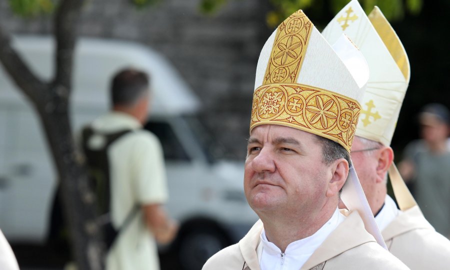 Mostarski biskup Palić: BiH nesređena kao Isusova domovina, a Europa želi zanijekati Božić