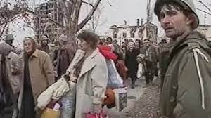 VUKOVARSKA BOLNICA Za snimke na dan pada Vukovara novinar Michael Nicholson i njegov snimatelj ITN-a riskirali su život