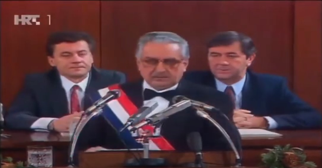22. prosinca 1990. – donesen prvi Ustav slobodne Hrvatske, nazvan Božićni (VIDEO)
